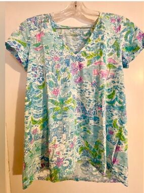 Lilly Pulitzer pretty summer too size small